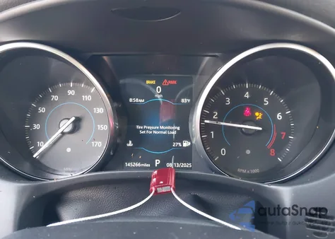 2018 Jaguar Xe 25T Premium z USA, uszkodzony, nr VIN SAJAJ4FX7JCP20474